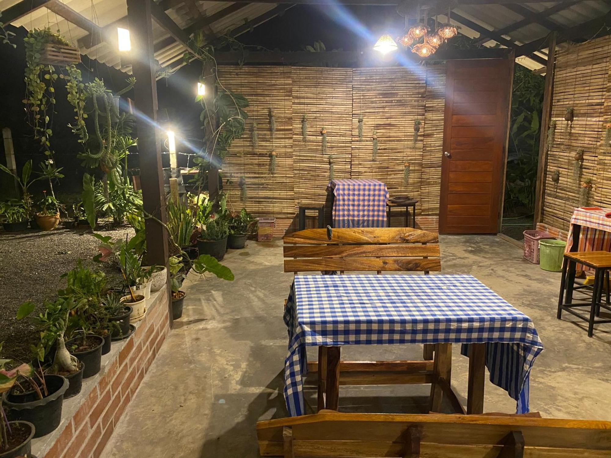 Villafarmsuk@Кханом Екстериор снимка